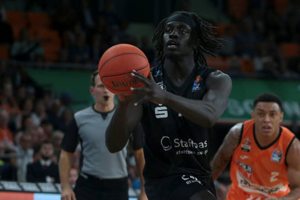 高的球队时 高的球队时