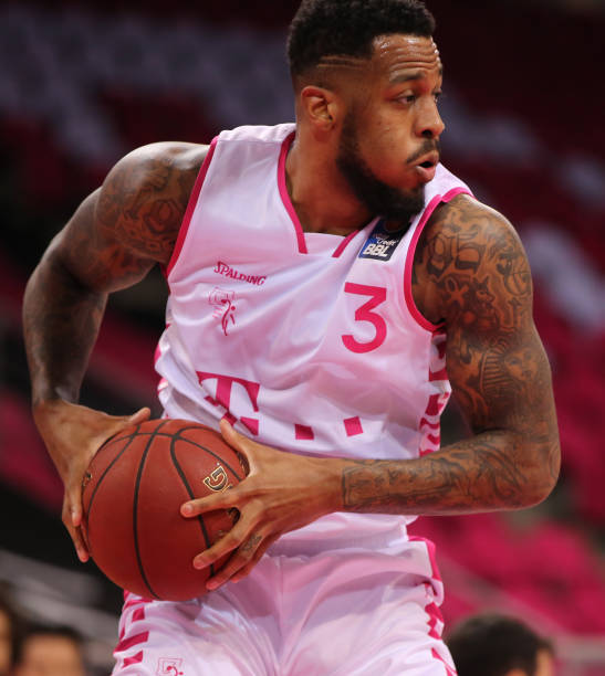 员调配上的 员调配上的